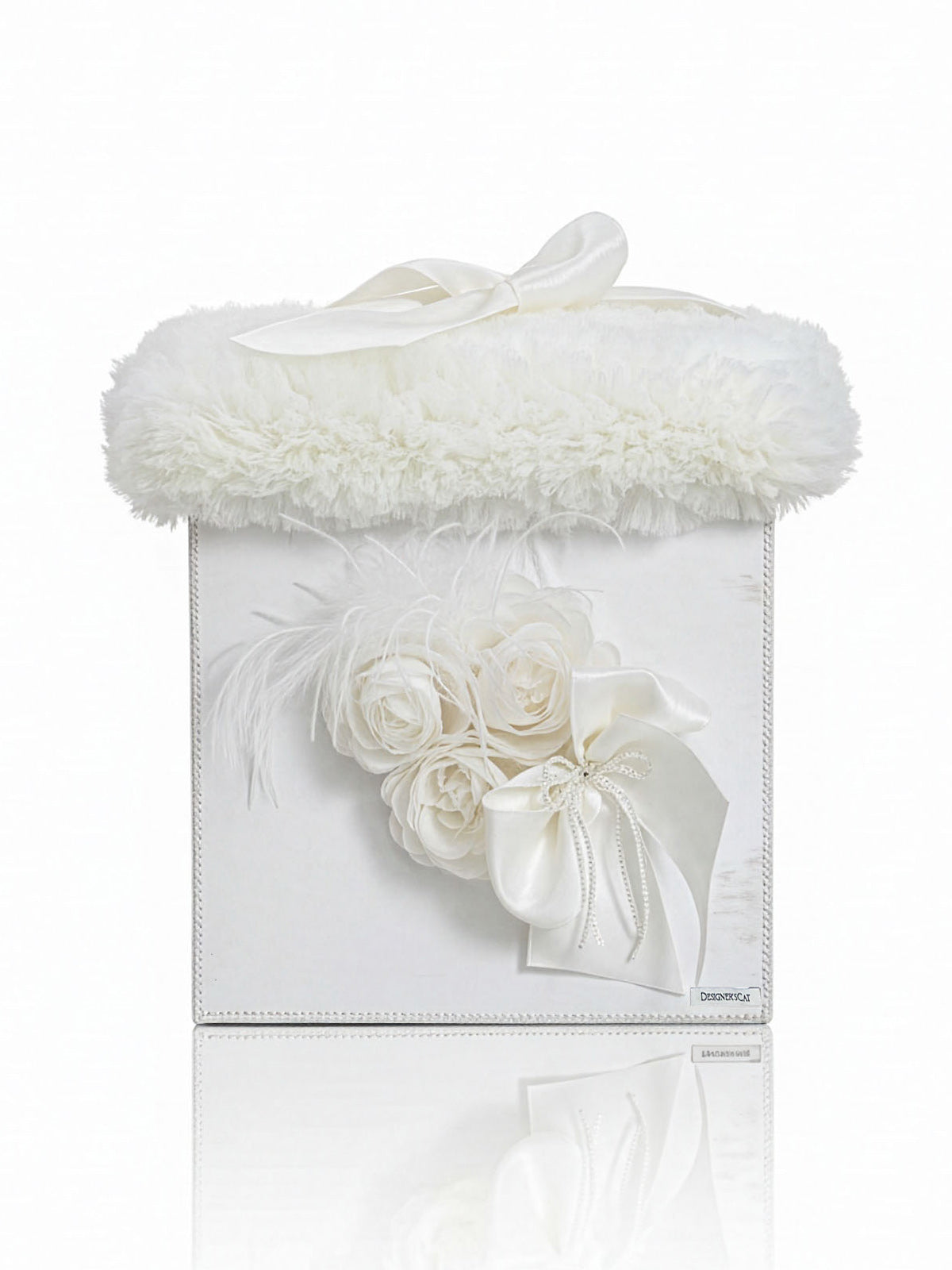 Wooden baptismal box with flowers for girl - HERSILIA