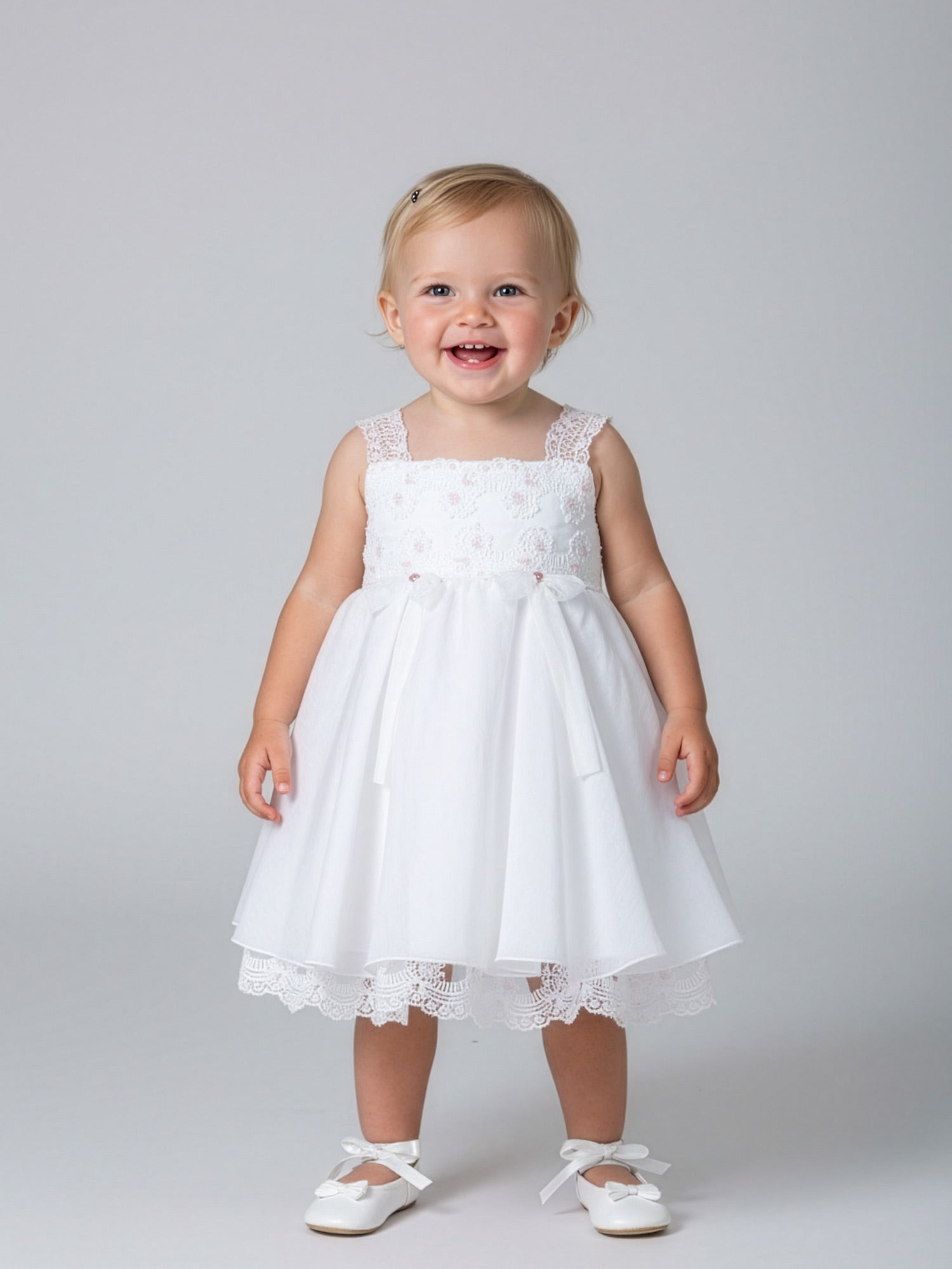 Αμάνικο φόρεμα βάπτισης με κεντημένη δαντέλα-AMATA