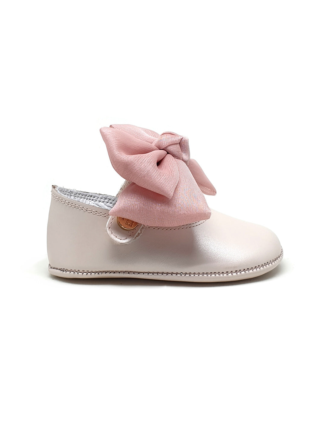 Baby's leather shoes with a bow-201902-5
