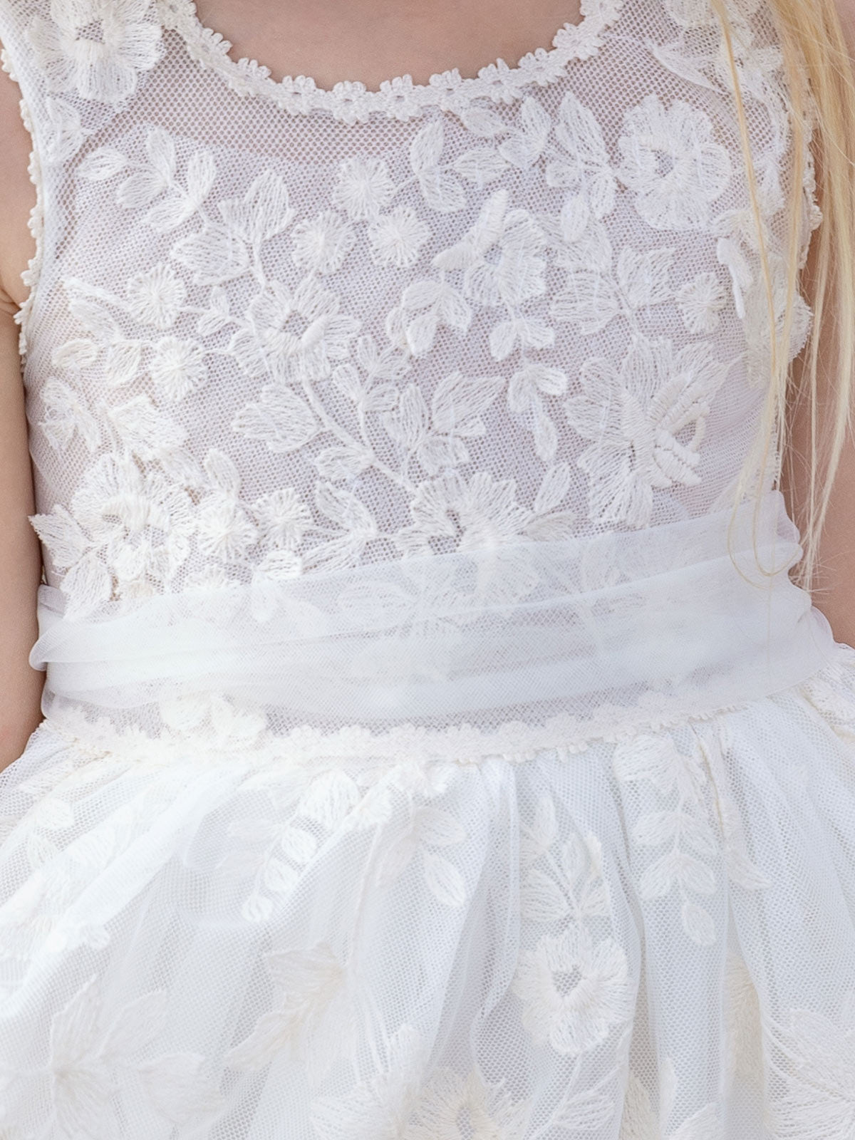 Βαπτιστικό δαντελένιο αμάνικο φόρεμα-CAYLA