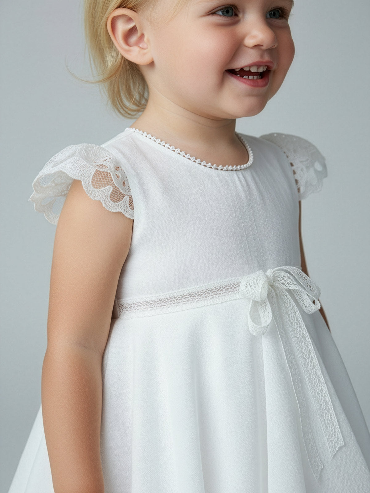 Girl's dress with lace and ruffles-ELISSA