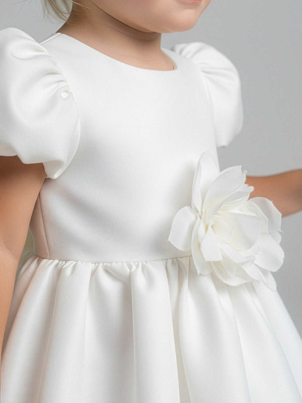 Girl's Silk dress with puffer sleeve-LATONA