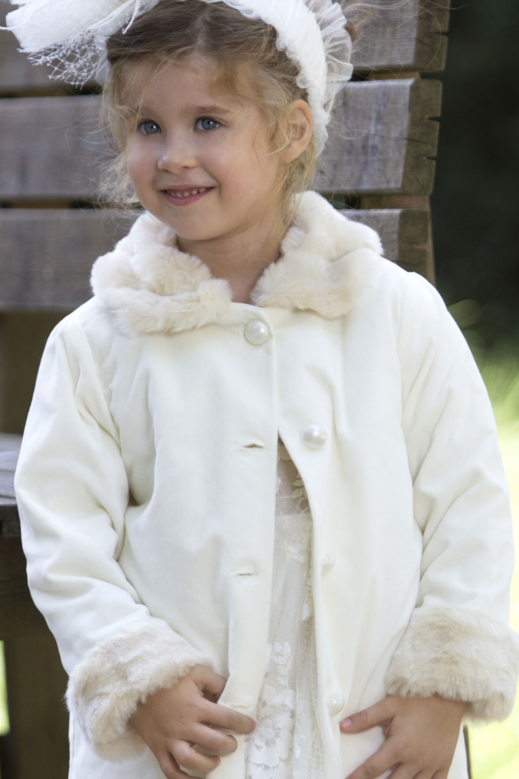 Girl's Velvet coat with faux fur-ABA