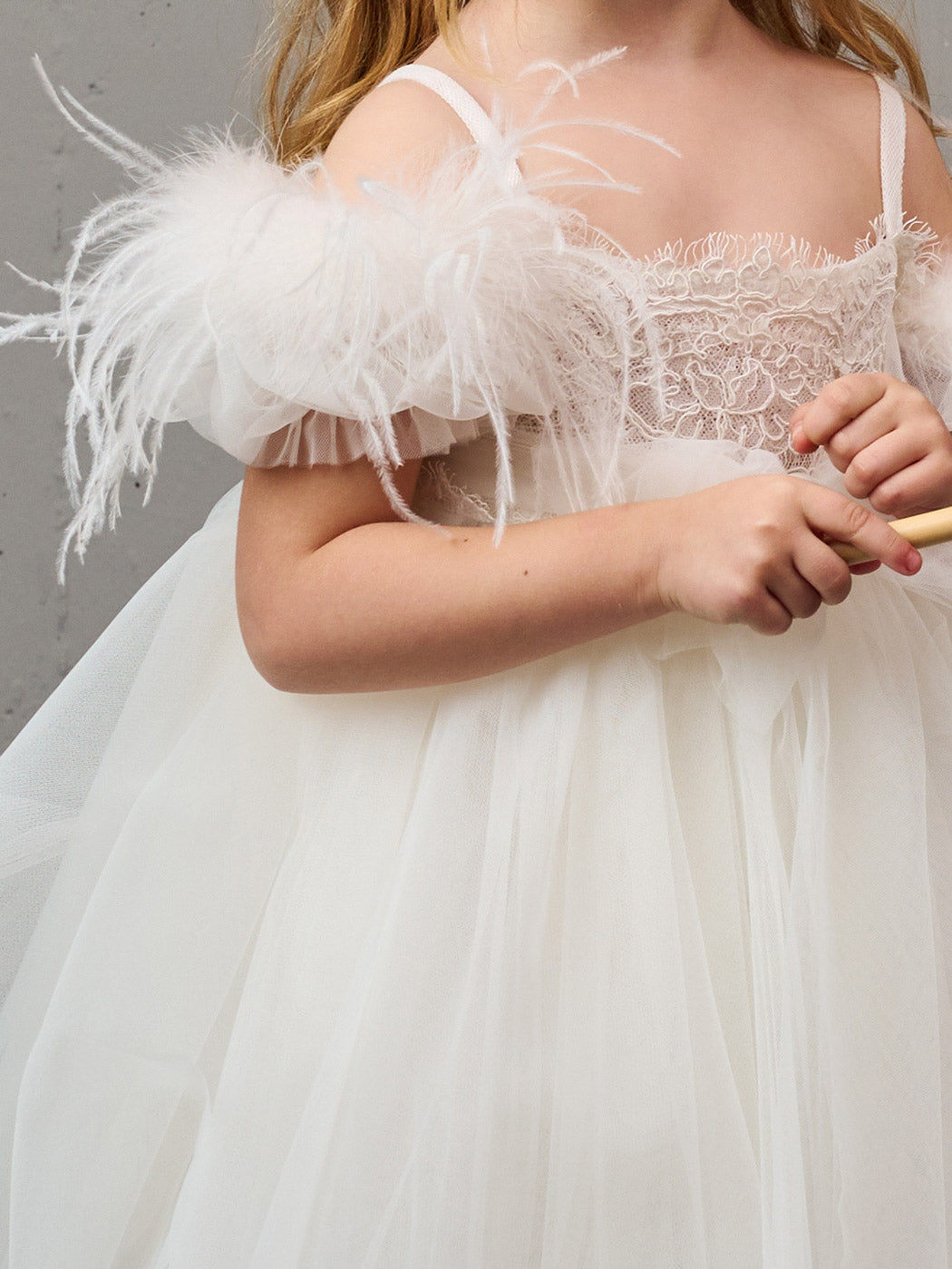 Baptism dress with lace and feathers - ABITO