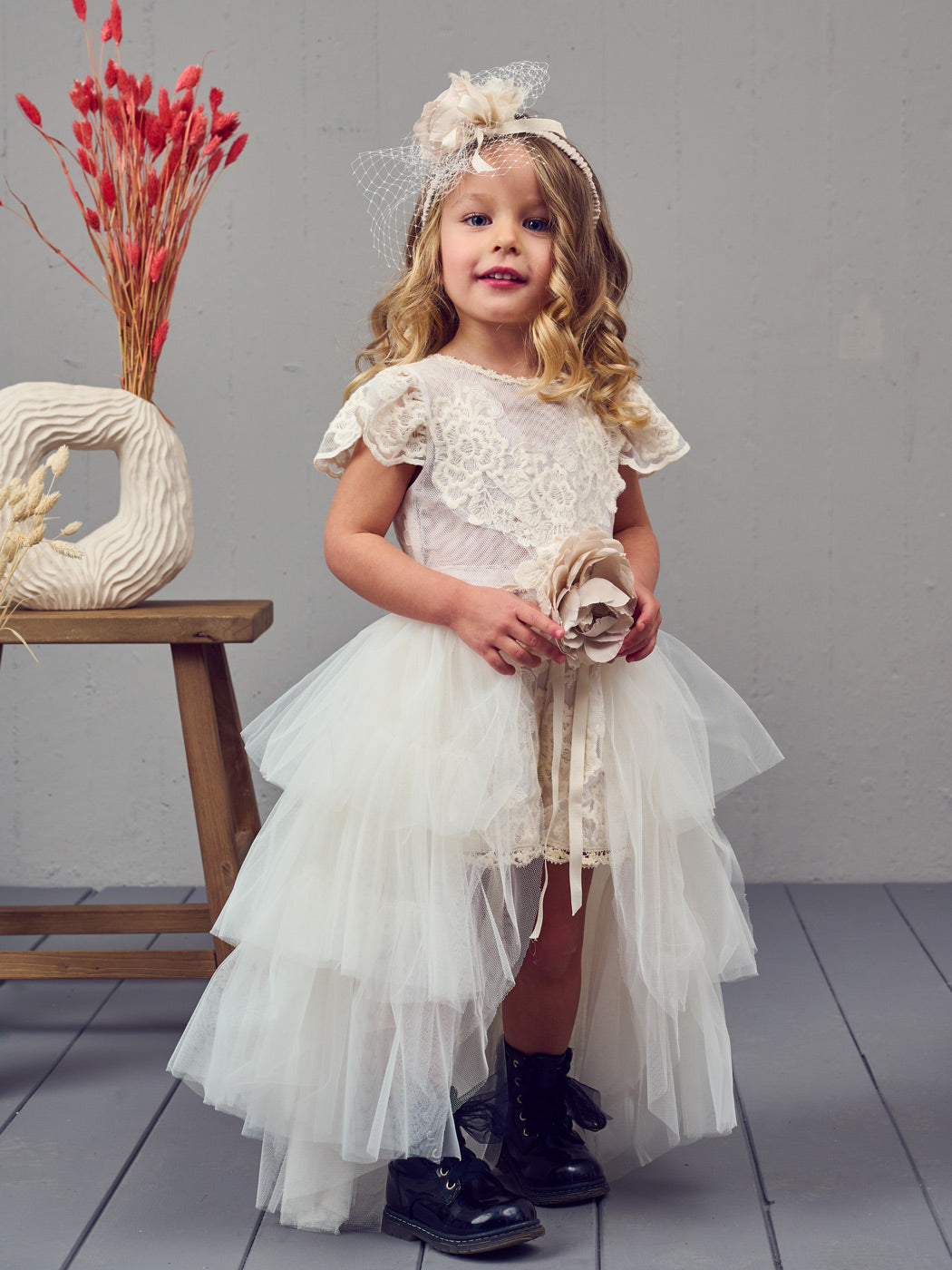 Baptism dress of lace with a detachable tail - RODANTHE